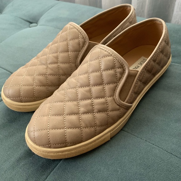 Steve Madden Ecentrcq Sneaker - Picture 2 of 4